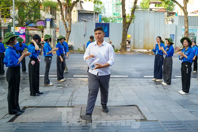 'Hạnh Phúc' của Giang Nam có mặt trong bài thi Ngữ Văn: Gợi ý giải đề ảnh 6