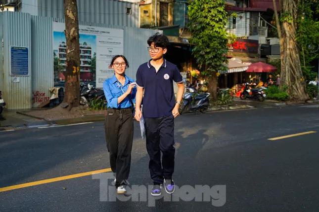 'Hạnh Phúc' của Giang Nam có mặt trong bài thi Ngữ Văn: Gợi ý giải đề ảnh 7