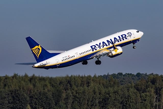 Máy bay Boeing chở 170 người bị đe dọa đánh bom ảnh 2