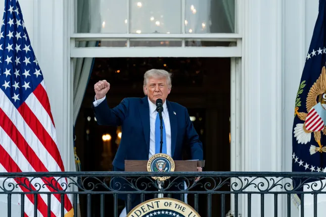 Ông Trump cấm công dân 12 nước nhập cảnh Mỹ ảnh 1