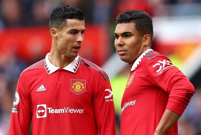Ronaldo tác động ban lãnh đạo giải cứu tiền vệ MU ảnh 1
