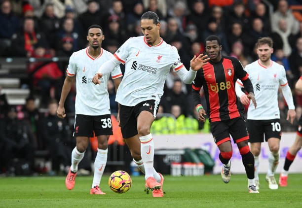 Salah đưa Liverpool vượt ải Bournemouth ảnh 16