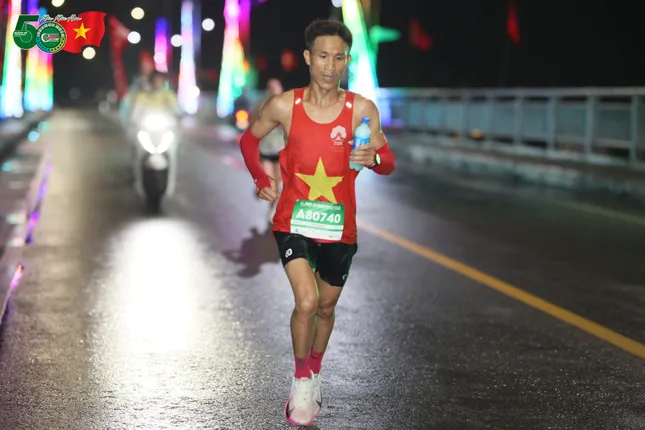Anh nông dân khiến Tuyên Quang ‘nở mày nở mặt’ ở giải VĐQG marathon và cự ly dài báo Tiền Phong ảnh 2