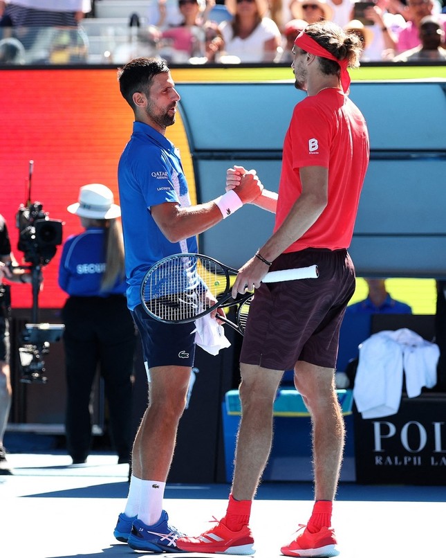 Djokovic bỏ cuộc sớm tại vòng bán kết Australia Open ảnh 1