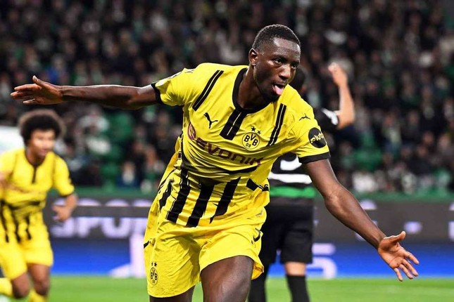 Kết quả play-off UEFA Champions League 2024/2025: Niềm vui dành cho những vị khách ảnh 3