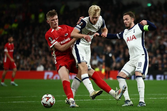 Nhận định AZ Alkmaar vs Tottenham, 0h45 ngày 7/3: Gà trống gáy vang ảnh 1