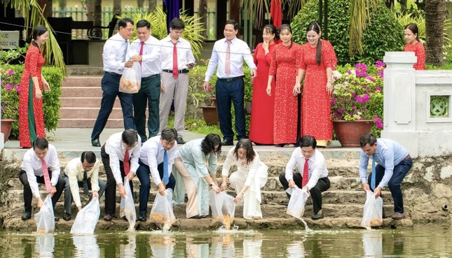 Nhiều hoạt động báo công dâng Bác ở Trà Vinh ảnh 6