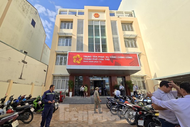  &apos;Đội sổ&apos; chỉ số hành chính công, lãnh đạo Cần Thơ yêu cầu giải trình trách nhiệm ảnh 1