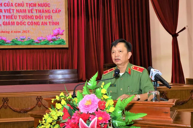 Giám đốc Công an tỉnh Hậu Giang được thăng hàm Thiếu tướng ảnh 1