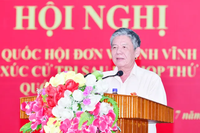 Bí thư Vĩnh Long: Trụ sở dôi dư ưu tiên làm trường học ảnh 2