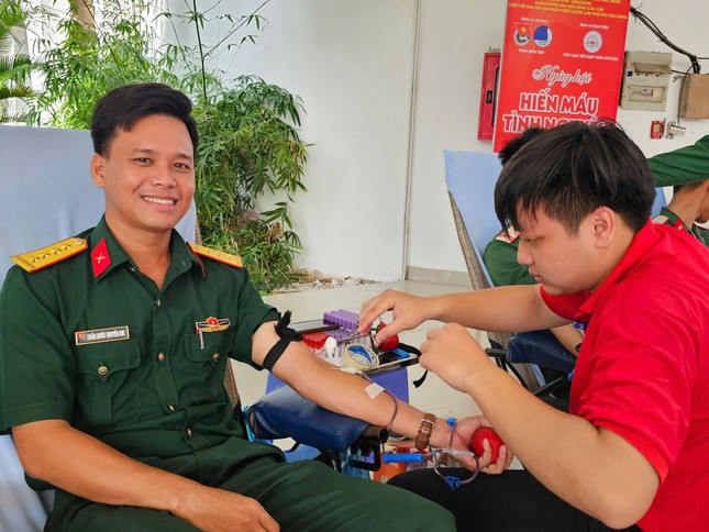 &apos;Giọt máu xứ Dừa&apos; lan tỏa tinh thần tình nguyện vì cộng đồng ảnh 5