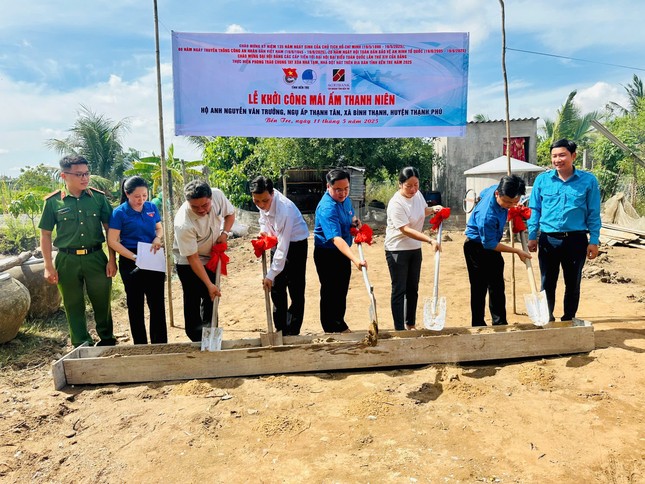 Tuổi trẻ Bến Tre chung tay xóa nhà tạm ảnh 2