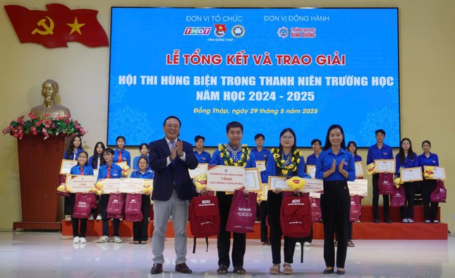 Học sinh Đồng Tháp thi hùng biện ‘tự hào vững tin theo Đảng’ ảnh 2