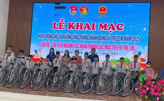 Nhiều hoạt động bổ ích cho thiếu nhi Đồng Tháp dịp hè ảnh 2