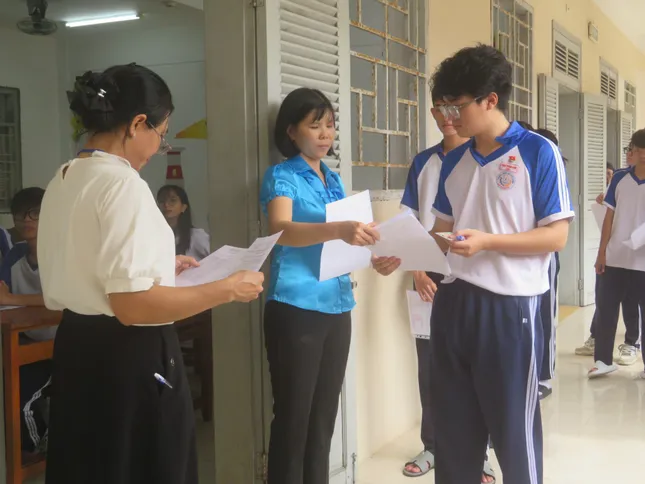 Cần Thơ lên phương án ứng phó ảnh hưởng áp thấp nhiệt đới trong kỳ thi THPT ảnh 1