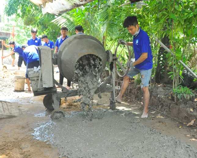 Nhiều công trình, phần việc ý nghĩa của tuổi trẻ ĐBSCL trong chiến dịch hè ảnh 3