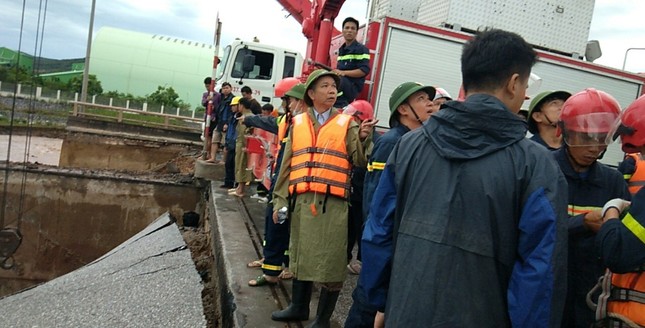 Sụt đường ở Thanh Hóa, hai người chết thương tâm ảnh 4