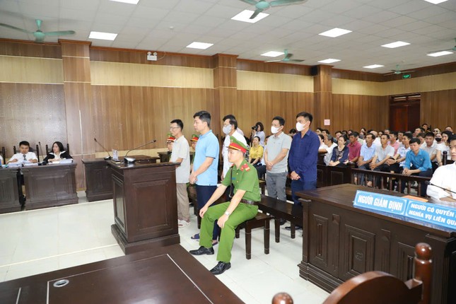 Gây thiệt hại hơn 11 tỷ đồng, cựu chủ tịch huyện lĩnh 5 năm tù ảnh 1