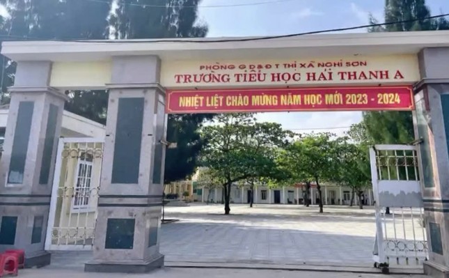 Xem xét kiểm điểm giáo viên nhờ gỡ bài phản ánh thu chi của trường trên mạng xã hội ảnh 1