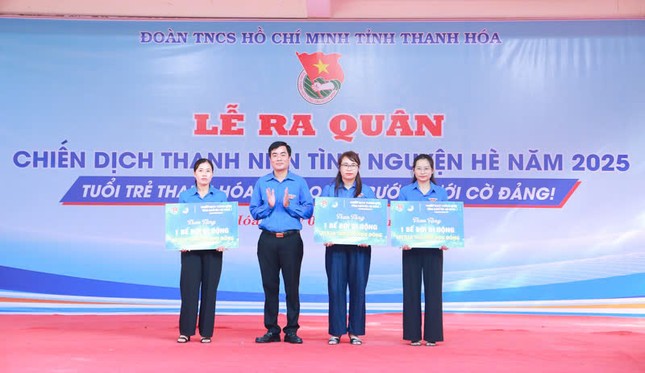 Thanh Hóa, Bình Định sôi nổi ra quân chiến dịch thanh niên tình nguyện hè năm 2025 ảnh 4