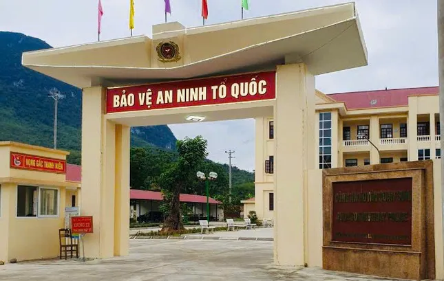 Nhận hối lộ một bộ bàn ghế, cựu trưởng công an huyện ở Thanh Hóa bị khởi tố ảnh 1