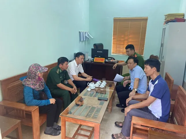 Thanh Hoá: Xử phạt tiểu thương cân thiếu hải sản bị du khách tố trên mạng xã hội ảnh 1
