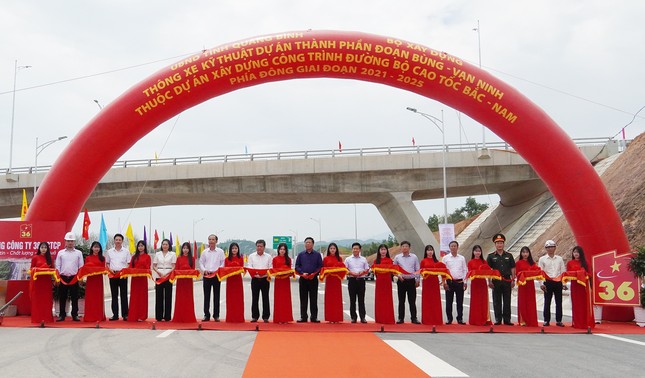 Đồng loạt khánh thành, khởi công, thông xe nhiều dự án trọng điểm ảnh 21