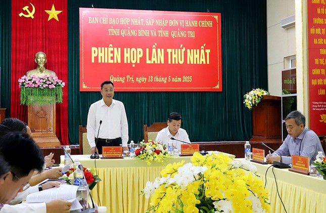 Khẩn trương xây dựng đề án thành lập Đảng bộ tỉnh Quảng Trị mới ảnh 3