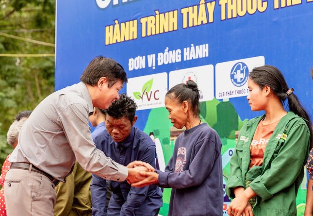 Tuổi trẻ Điện Biên, Quảng Bình khí thế bước vào Chiến dịch Thanh niên tình nguyện hè 2025 ảnh 12