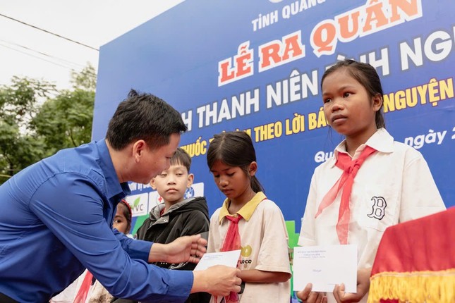 Tuổi trẻ Điện Biên, Quảng Bình khí thế bước vào Chiến dịch Thanh niên tình nguyện hè 2025 ảnh 11