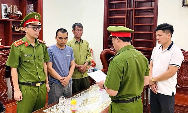 Bắt giám đốc, chủ sở hữu công ty trong đường dây mua bán hóa đơn hàng trăm tỷ đồng ảnh 2