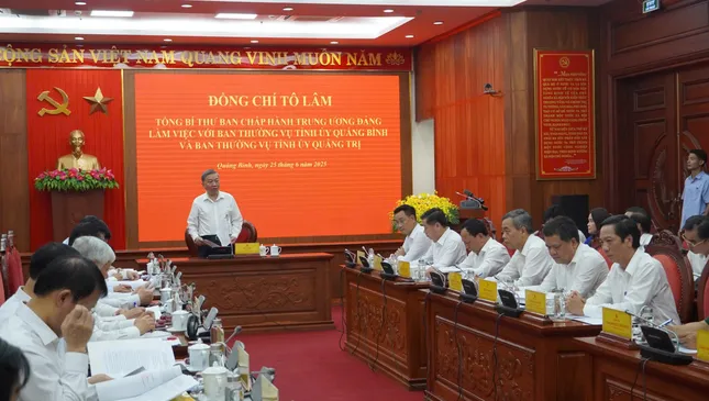 Tổng Bí thư: Trung ương cân nhắc kỹ lưỡng hợp nhất Quảng Bình và Quảng Trị ảnh 1