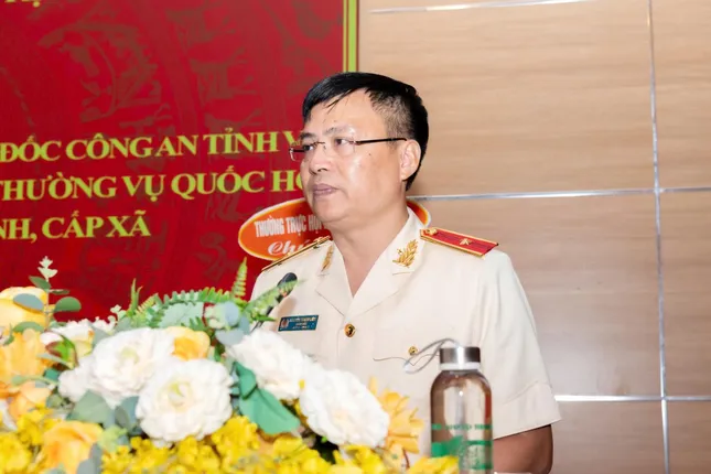 Công bố quyết định của Bộ trưởng Bộ Công an về công tác cán bộ ảnh 9