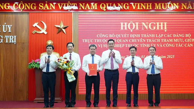 Thành lập, bổ nhiệm lãnh đạo các Đảng bộ, cơ quan chuyên trách, đơn vị trực thuộc Tỉnh ủy Quảng Trị ảnh 2