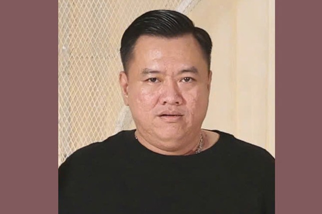 Truy nã hai đối tượng ‘dân anh chị’ tham gia trong hỗn chiến tại tiệc cưới ở TPHCM ảnh 1
