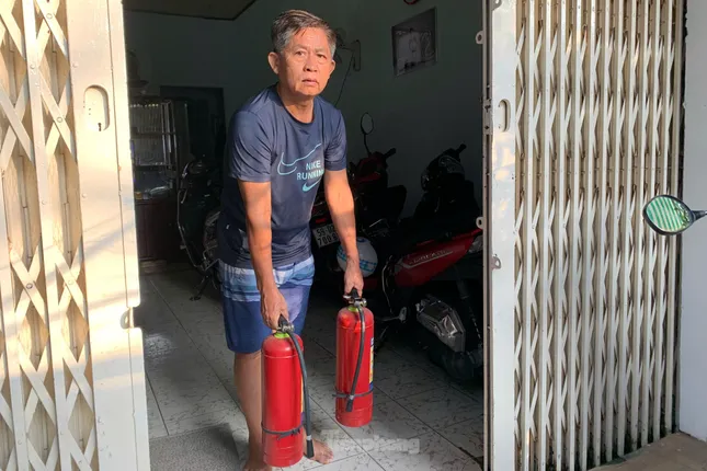 Chủ tịch TPHCM Nguyễn Văn Được xuống hiện trường vụ cháy 8 người chết ảnh 5