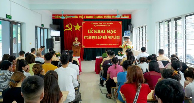Lần đầu sát hạch, cấp giấy phép lái xe ở Công an tỉnh Thái Nguyên ảnh 1