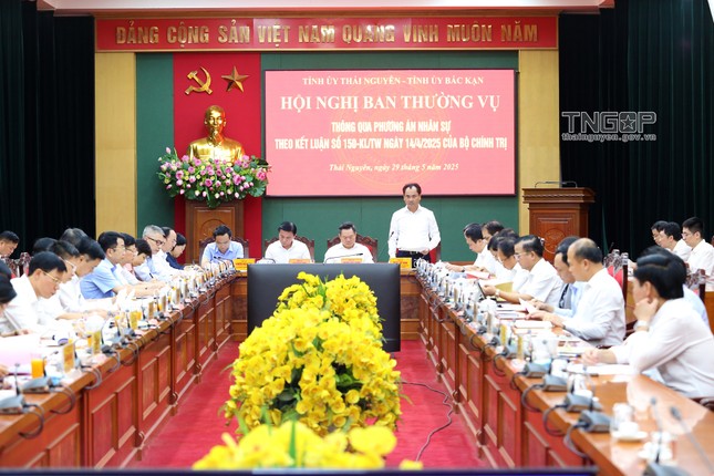 Thái Nguyên, Bắc Kạn thảo luận phương án nhân sự cấp ủy sau hợp nhất ảnh 1