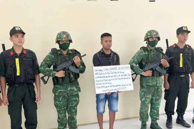 Bắt nghi phạm giết người đang tìm cách trốn sang Campuchia ảnh 2