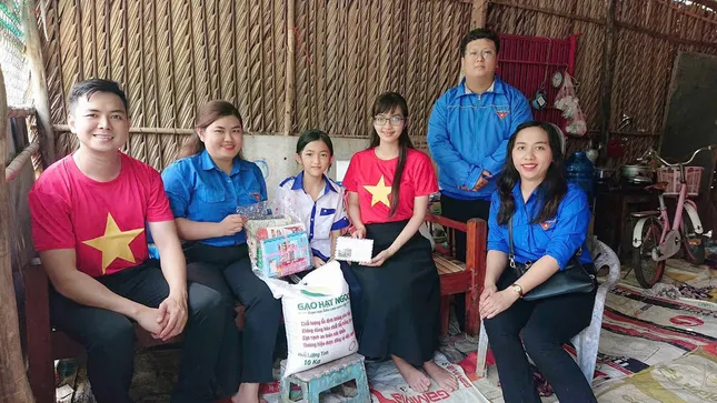 Hành trình 7 năm sẻ chia yêu thương của nữ thủ lĩnh Đoàn ở Sóc Trăng ảnh 1