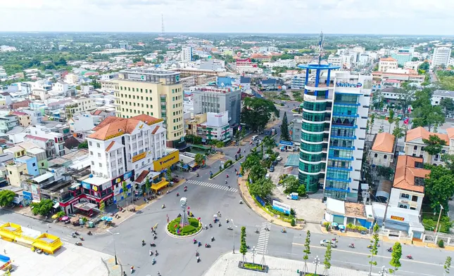 Nửa đầu năm 2025, nhiều chỉ tiêu kinh tế - xã hội của Sóc Trăng tăng trưởng tích cực ảnh 3