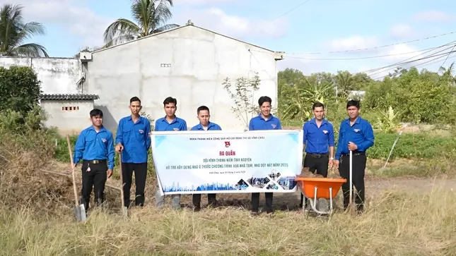 Thị xã Vĩnh Châu hoàn thành xóa nhà tạm, hướng tới giảm nghèo bền vững ảnh 1