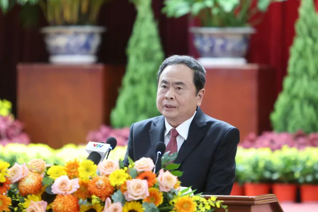 Chủ tịch Quốc hội: &apos;Một cây làm chẳng nên non, ba cây chụm lại nên hòn núi cao&apos; ảnh 1