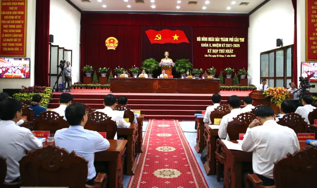 Bí thư Tỉnh ủy Phú Thọ đề nghị cán bộ gạt bỏ tâm tư về sắp xếp bộ máy, tập trung phục vụ Nhân dân ảnh 9