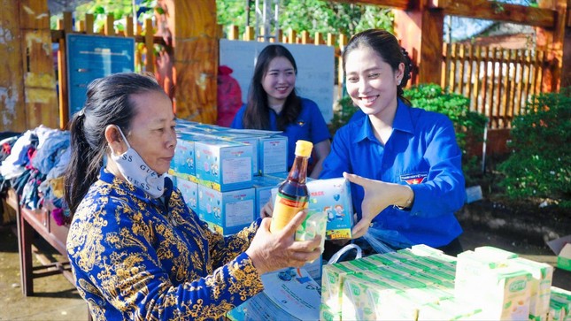 Chiến dịch Thanh niên tình nguyện Hè 2025: Đột phá vào những việc mới, việc khó ảnh 2