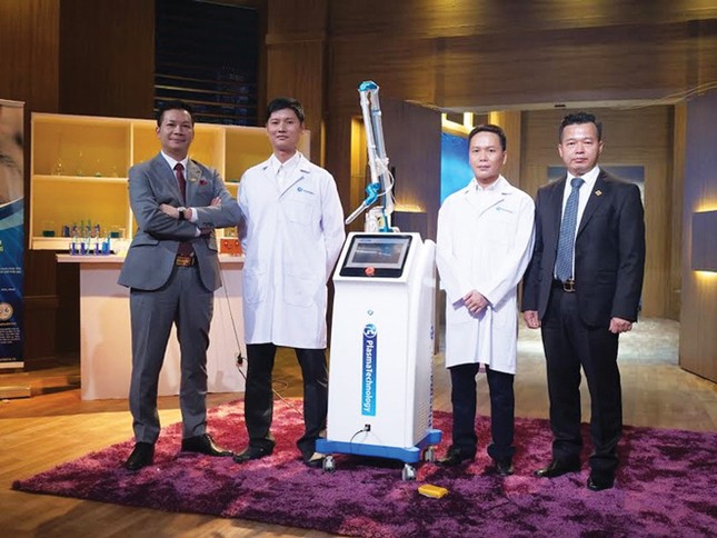 Một giờ thưởng trà cùng “cá mập”.. ảnh 1