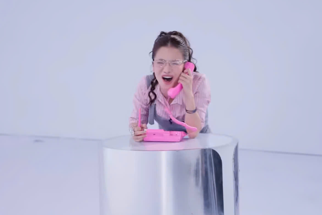 Em Xinh "Say Hi" tập 1: Lộ diện những "cỗ máy nói", Miu Lê khiến fan "giảm âm lượng" ảnh 7