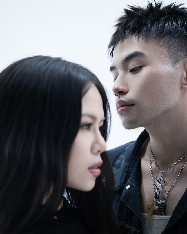 Ca khúc mới của Thể Thiên, tlinh phải giới hạn độ tuổi trên các nền tảng phát hành ảnh 3