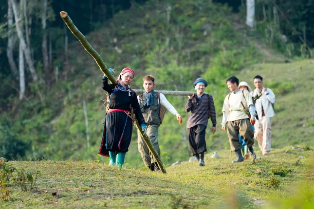 Fan "Gia Đình Haha" ghé thăm chị Thông, lập hẳn "subteam" 9 ngôn ngữ ảnh 5