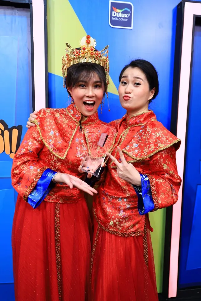 MisThy náo động cả sân khấu “Ơn Giời” và giành ngay cúp, không làm diễn viên hơi phí! ảnh 2